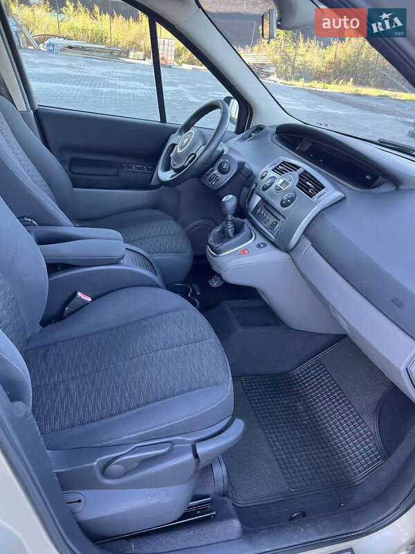 Минивэн Renault Grand Scenic 2008 в Ровно