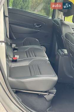 Минивэн Renault Grand Scenic 2014 в 