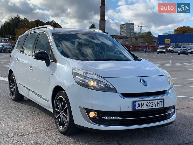 Renault Grand Scenic 2012