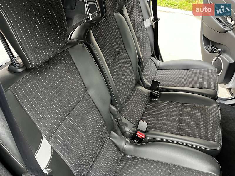 Мінівен Renault Grand Scenic 2011 в Волочиську