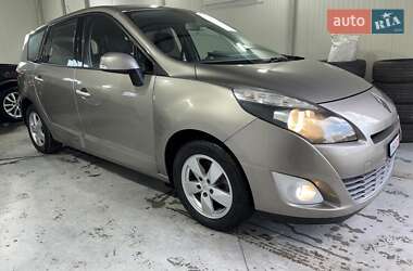 Мінівен Renault Grand Scenic 2011 в 