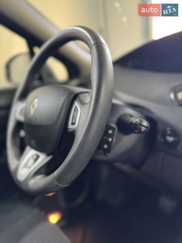Минивэн Renault Grand Scenic 2011 в Золочеве фото 21 Минивэн Renault Grand Scenic 2011 в Золочеве