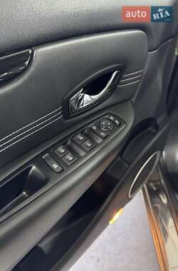 Мінівен Renault Grand Scenic 2011 в 
