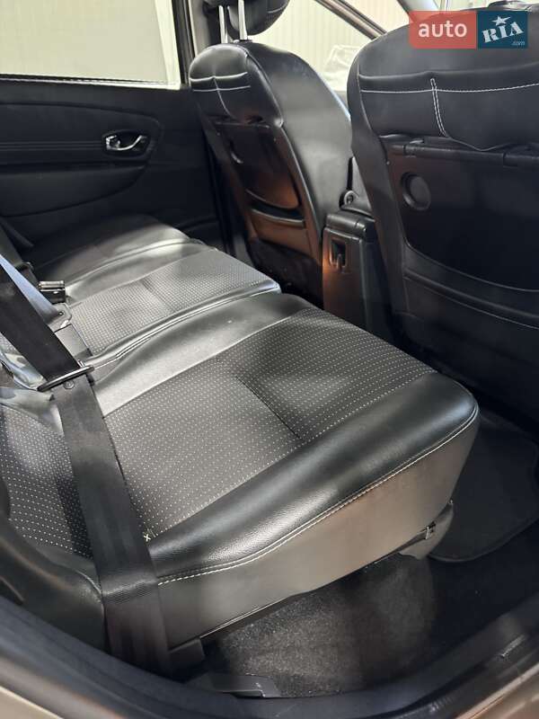 Минивэн Renault Grand Scenic 2011 в Золочеве фото 34 Минивэн Renault Grand Scenic 2011 в Золочеве