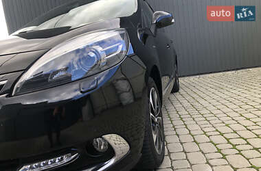 Минивэн Renault Grand Scenic 2016 в 