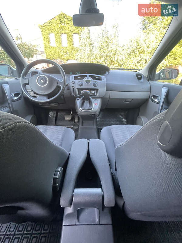 Минивэн Renault Grand Scenic 2006 в Харькове