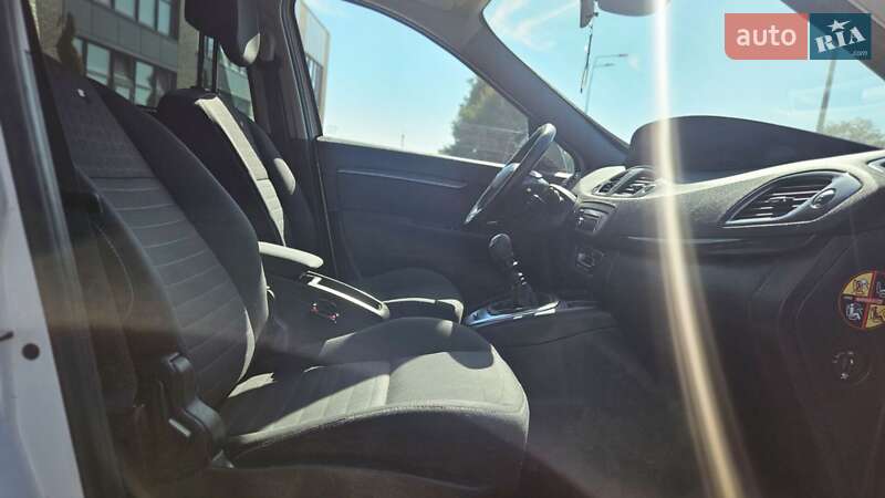 Мінівен Renault Grand Scenic 2015 в Вінниці фото 22 Мінівен Renault Grand Scenic 2015 в Вінниці