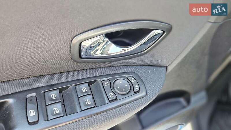 Мінівен Renault Grand Scenic 2015 в Вінниці фото 47 Мінівен Renault Grand Scenic 2015 в Вінниці