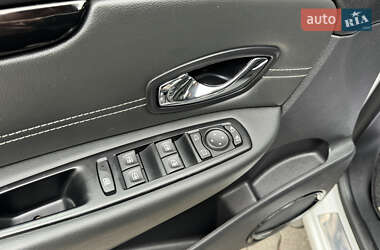 Минивэн Renault Grand Scenic 2012 в 