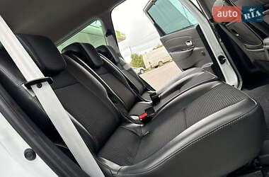 Минивэн Renault Grand Scenic 2012 в 