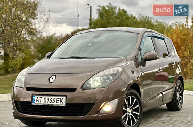 Renault Grand Scenic 2011