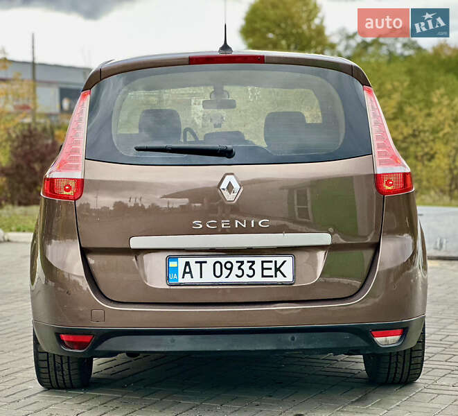 Мінівен Renault Grand Scenic 2011 в Кропивницькому