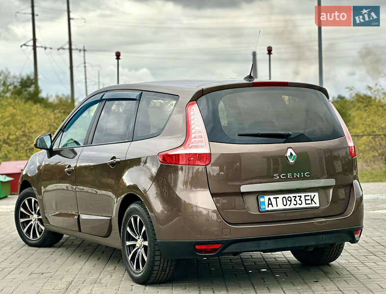 Мінівен Renault Grand Scenic 2011 в Кропивницькому