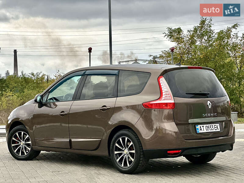 Мінівен Renault Grand Scenic 2011 в Кропивницькому