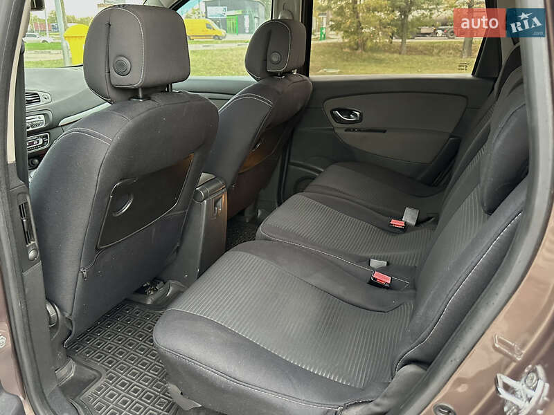 Мінівен Renault Grand Scenic 2011 в Кропивницькому
