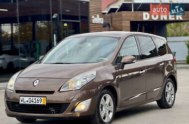 Renault Grand Scenic 2010