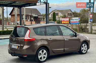 Минивэн Renault Grand Scenic 2010 в 