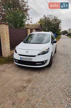 Renault Grand Scenic 2015
