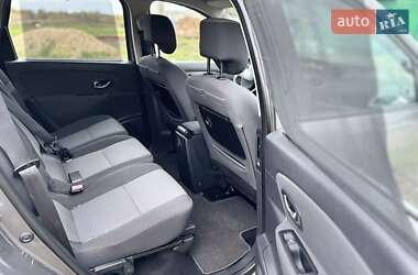 Мінівен Renault Grand Scenic 2013 в 