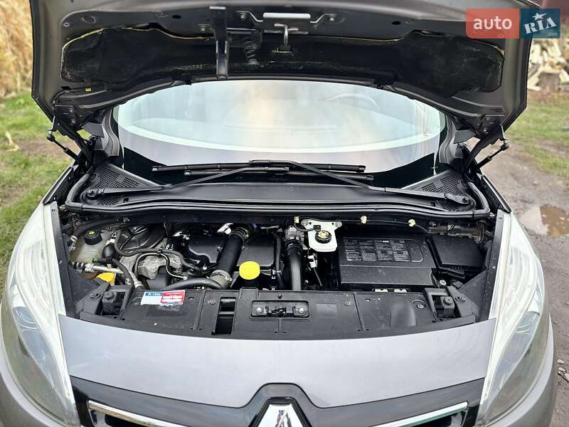 Минивэн Renault Grand Scenic 2013 в Рожище