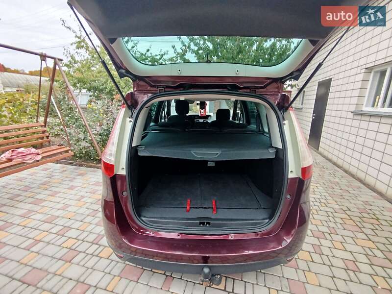 Минивэн Renault Grand Scenic 2015 в Жмеринке