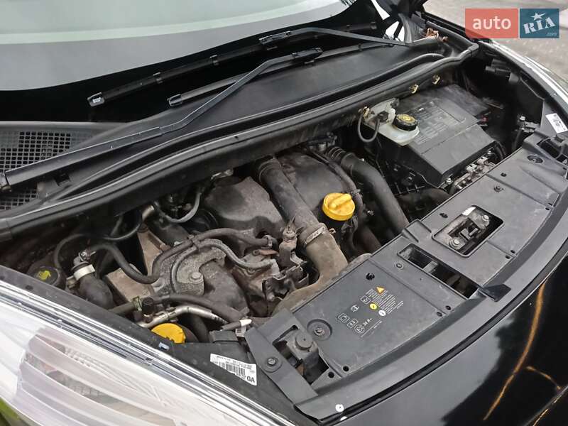 Мінівен Renault Grand Scenic 2016 в Львові