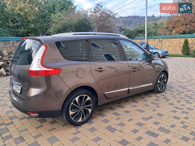 Минивэн Renault Grand Scenic 2013 в Могилев-Подольске