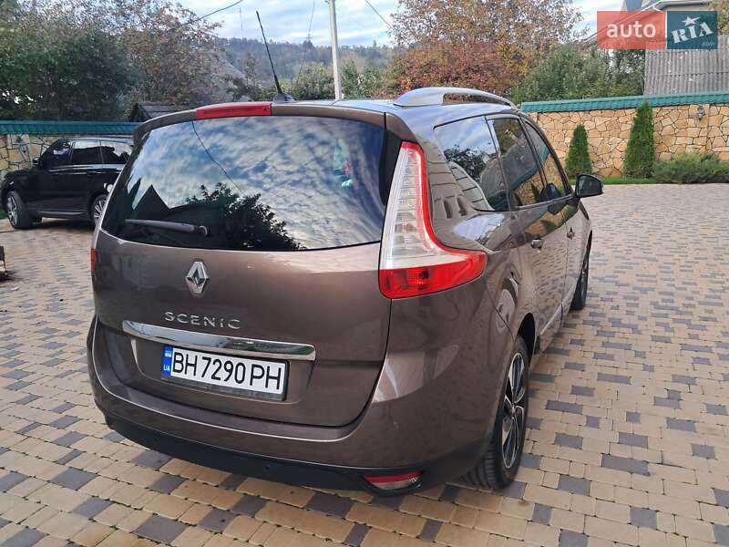Минивэн Renault Grand Scenic 2013 в Могилев-Подольске