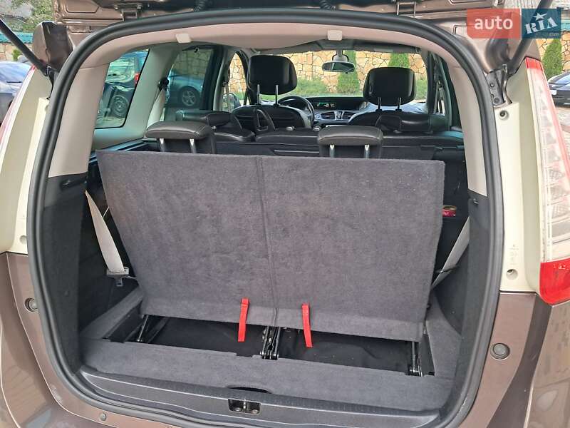 Минивэн Renault Grand Scenic 2013 в Могилев-Подольске