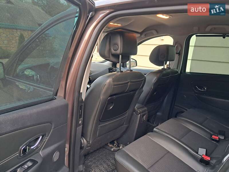 Минивэн Renault Grand Scenic 2013 в Могилев-Подольске