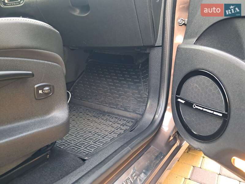 Минивэн Renault Grand Scenic 2013 в Могилев-Подольске