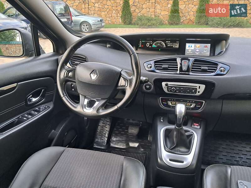 Минивэн Renault Grand Scenic 2013 в Могилев-Подольске