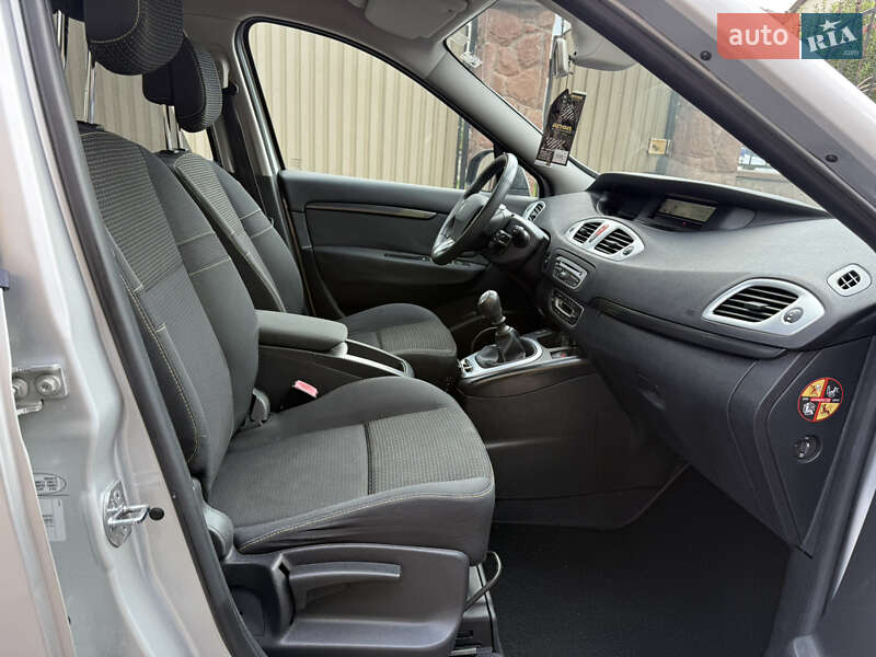 Минивэн Renault Grand Scenic 2010 в Тернополе