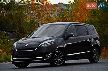Renault Grand Scenic 2013