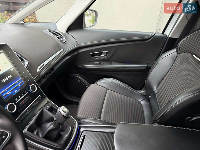 Минивэн Renault Grand Scenic 2017 в Стрые
