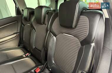 Минивэн Renault Grand Scenic 2017 в 