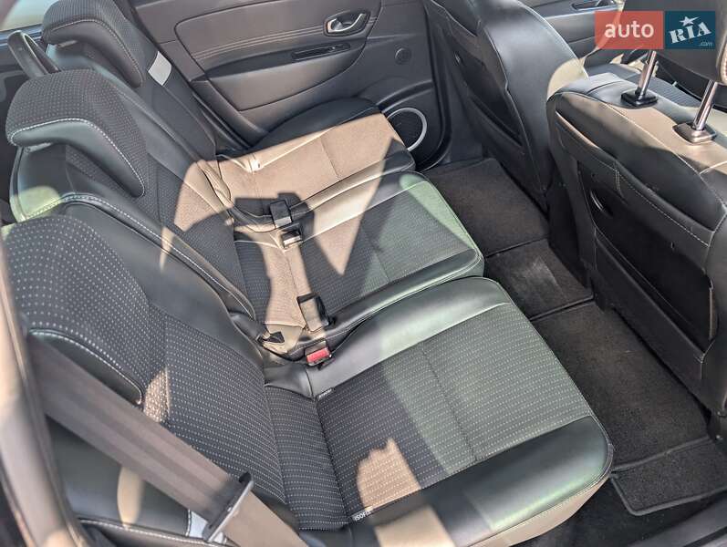 Мінівен Renault Grand Scenic 2011 в Рівному фото 34 Мінівен Renault Grand Scenic 2011 в Рівному