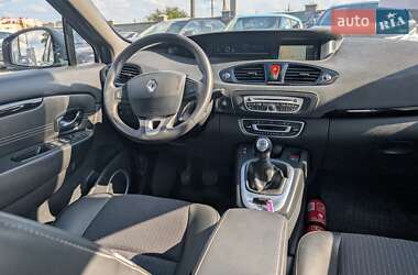 Минивэн Renault Grand Scenic 2011 в 