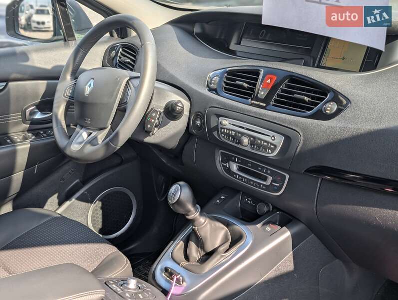 Мінівен Renault Grand Scenic 2011 в Рівному фото 43 Мінівен Renault Grand Scenic 2011 в Рівному