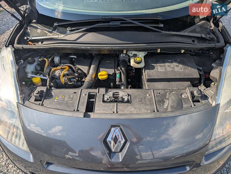 Мінівен Renault Grand Scenic 2011 в Рівному фото 49 Мінівен Renault Grand Scenic 2011 в Рівному