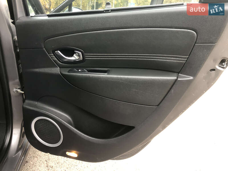 Минивэн Renault Grand Scenic 2012 в Ровно