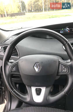 Мінівен Renault Grand Scenic 2012 в 