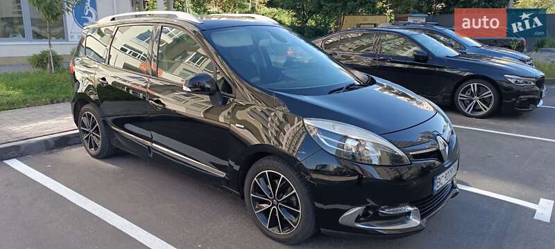 Renault Grand Scenic 2013