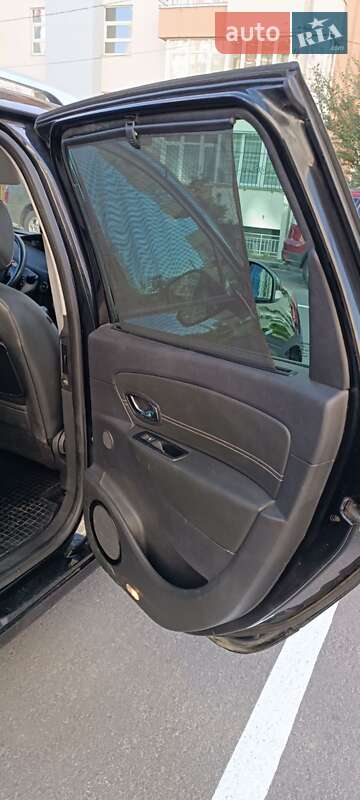 Минивэн Renault Grand Scenic 2013 в Львове фото 31 Минивэн Renault Grand Scenic 2013 в Львове