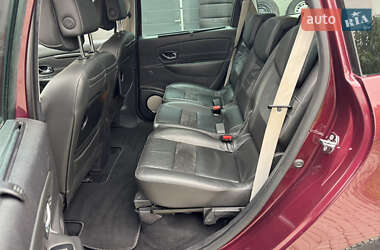 Минивэн Renault Grand Scenic 2016 в 