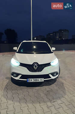 Минивэн Renault Grand Scenic 2017 в 