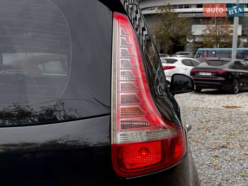 Мінівен Renault Grand Scenic 2011 в Дніпрі