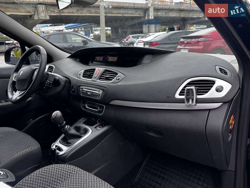 Мінівен Renault Grand Scenic 2011 в Дніпрі