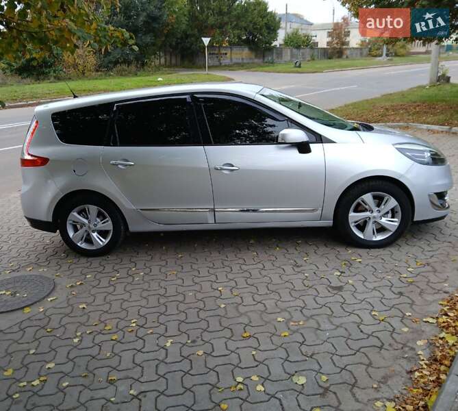 Минивэн Renault Grand Scenic 2012 в Черкассах фото 5 Минивэн Renault Grand Scenic 2012 в Черкассах