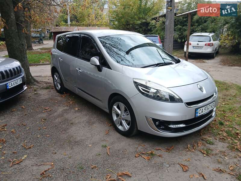 Минивэн Renault Grand Scenic 2012 в Черкассах фото 10 Минивэн Renault Grand Scenic 2012 в Черкассах